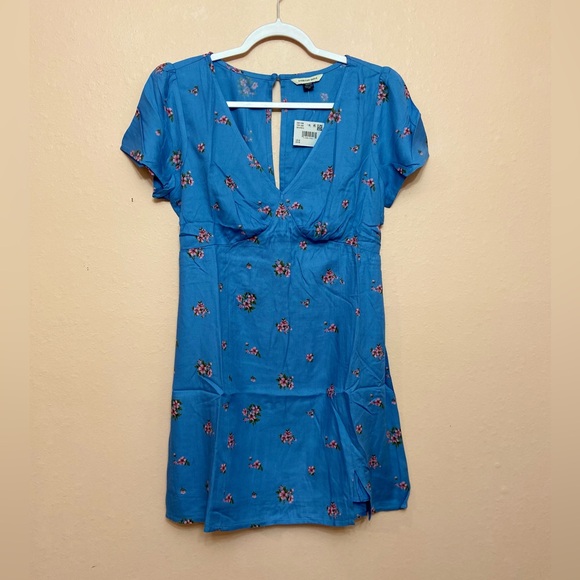 American Eagle Floral Short-Sleeve Mini Dress - Picture 3 of 8